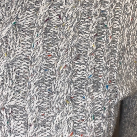 grey sweater - Picture 3 of 4